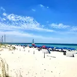 Pelican Walk 102
